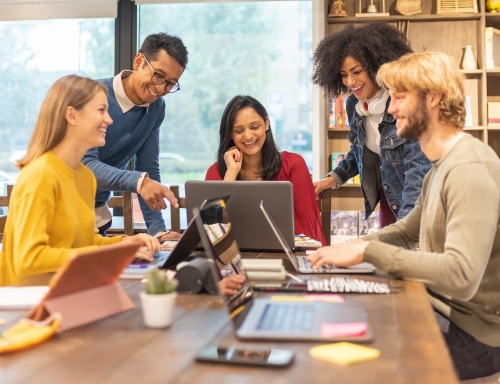 Maxman | 万博工作生活体验